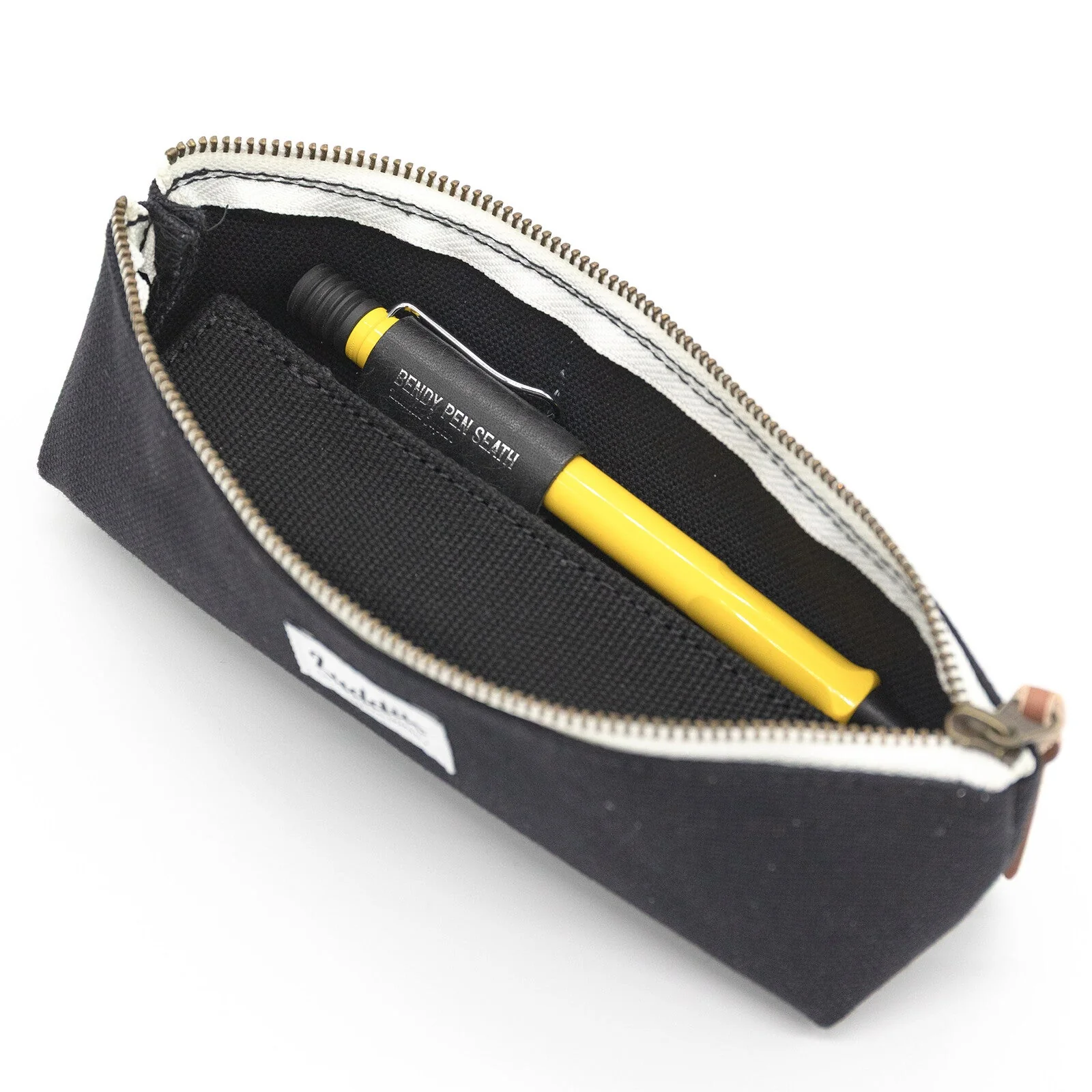 Canvas x MAYA Leather Bendy Pen Case 2+1 / Luddite - Image 5