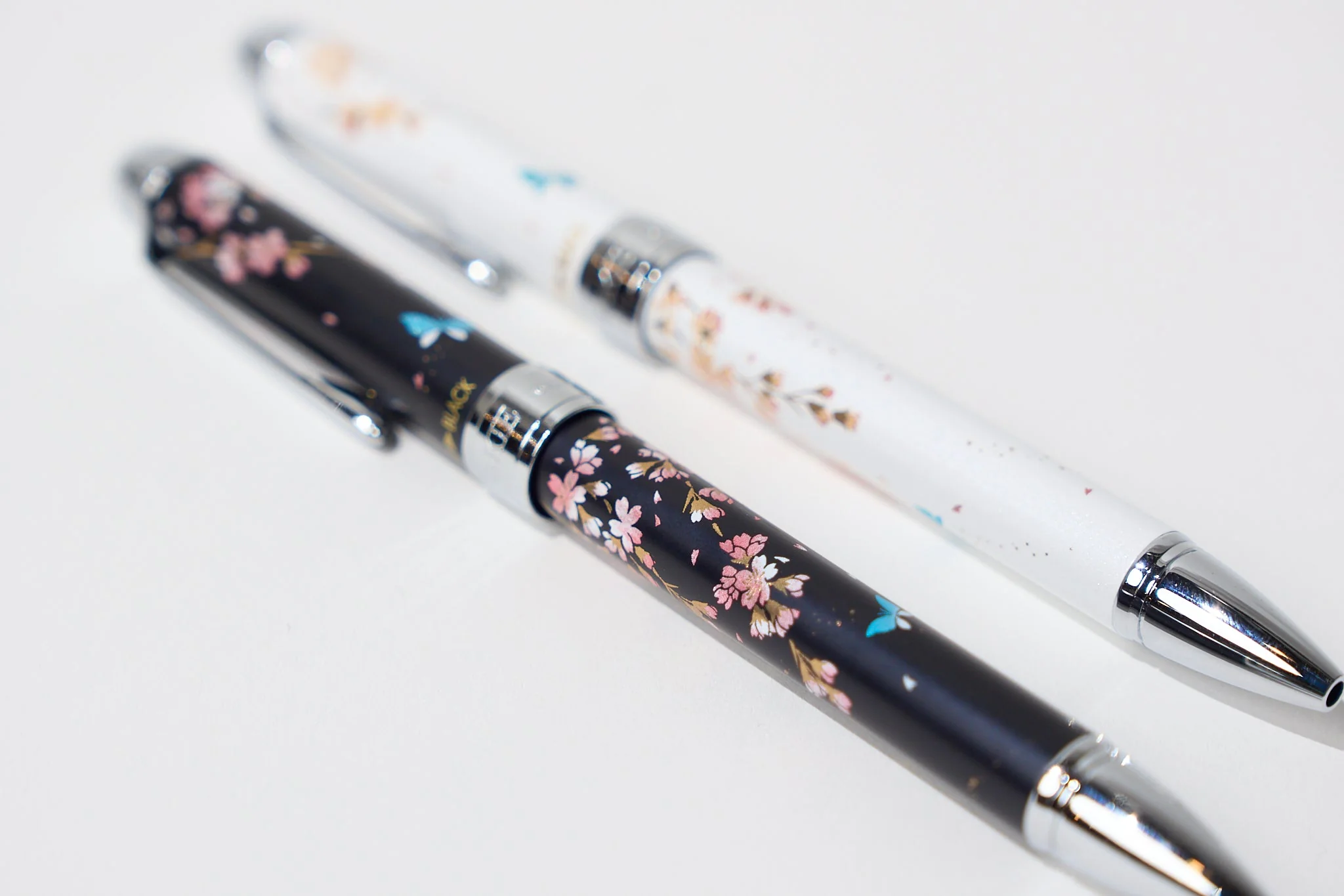 Yubi Maki-e Weeping Cherry Blossom Multi Pen / Sailor - Image 2