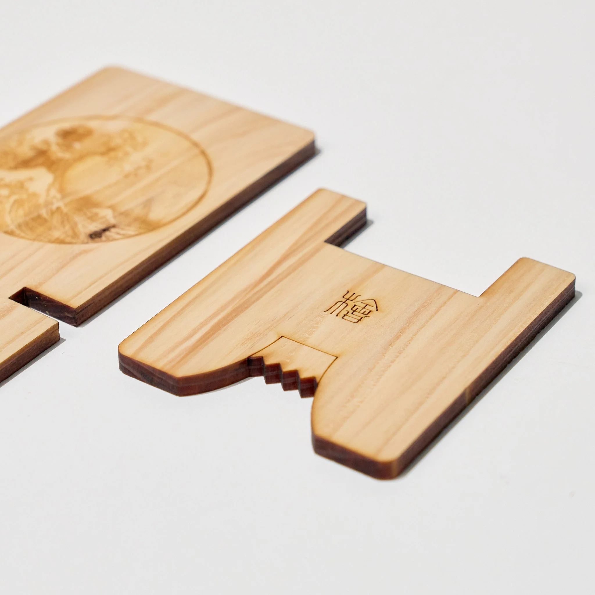 Hinoki Wood Phone Stands / Cypress Japan - Image 5
