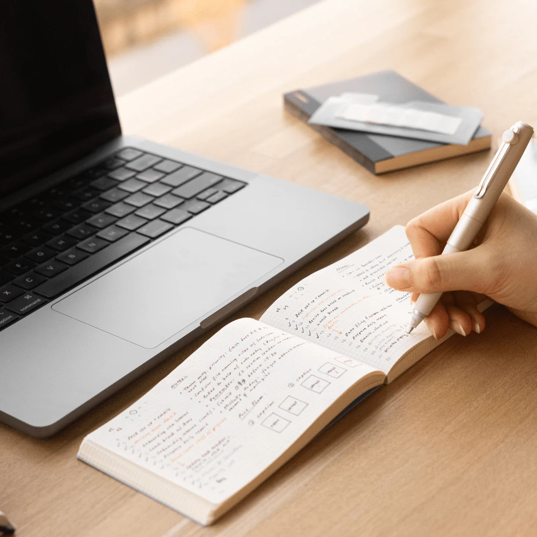 isshoni. Desk Notebook Thick / DAIGO - Image 5