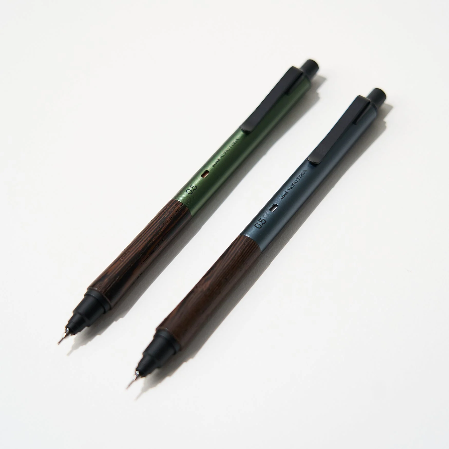 Kuru Toga Wood Mechanical Pencil / uni Mitsubishi Pencil