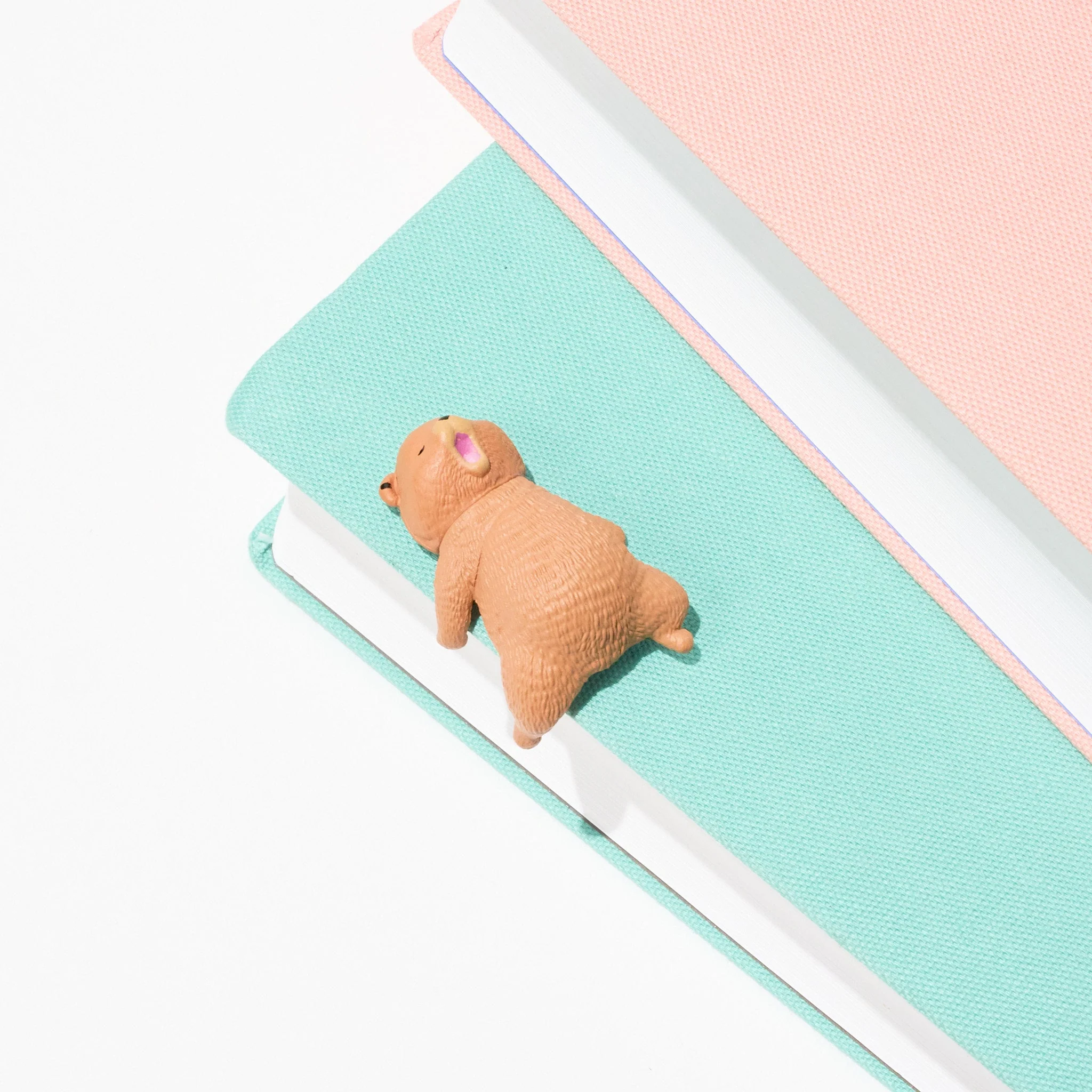 Little Bear Resting on the Edge Gacha Capsule - Image 7