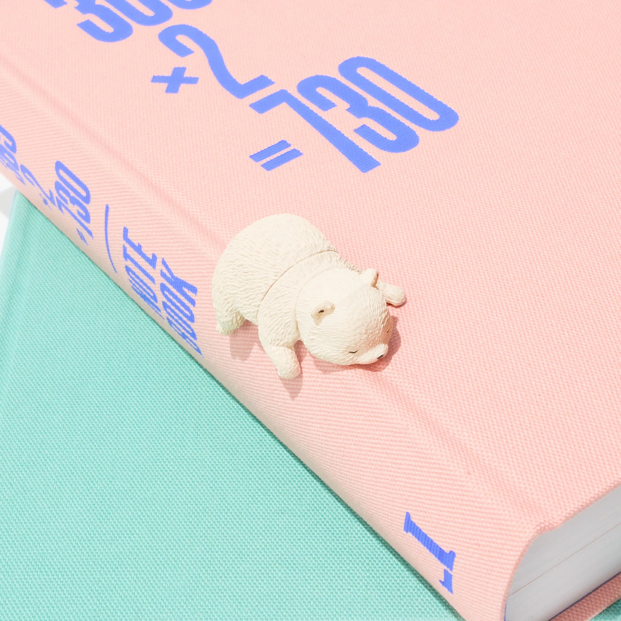 Little Bear Resting on the Edge Gacha Capsule - Image 8
