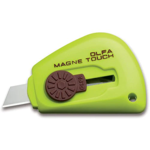 MagneTouch 2-Pack Safety Cutter / OLFA - Image 3