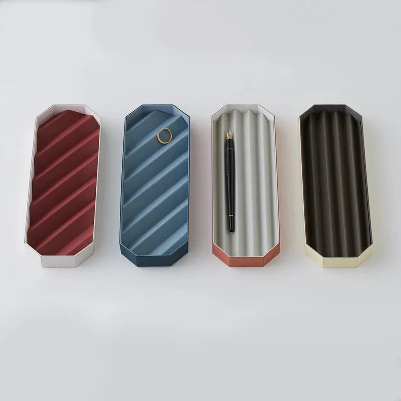 Pleats Tray / TAISEI
