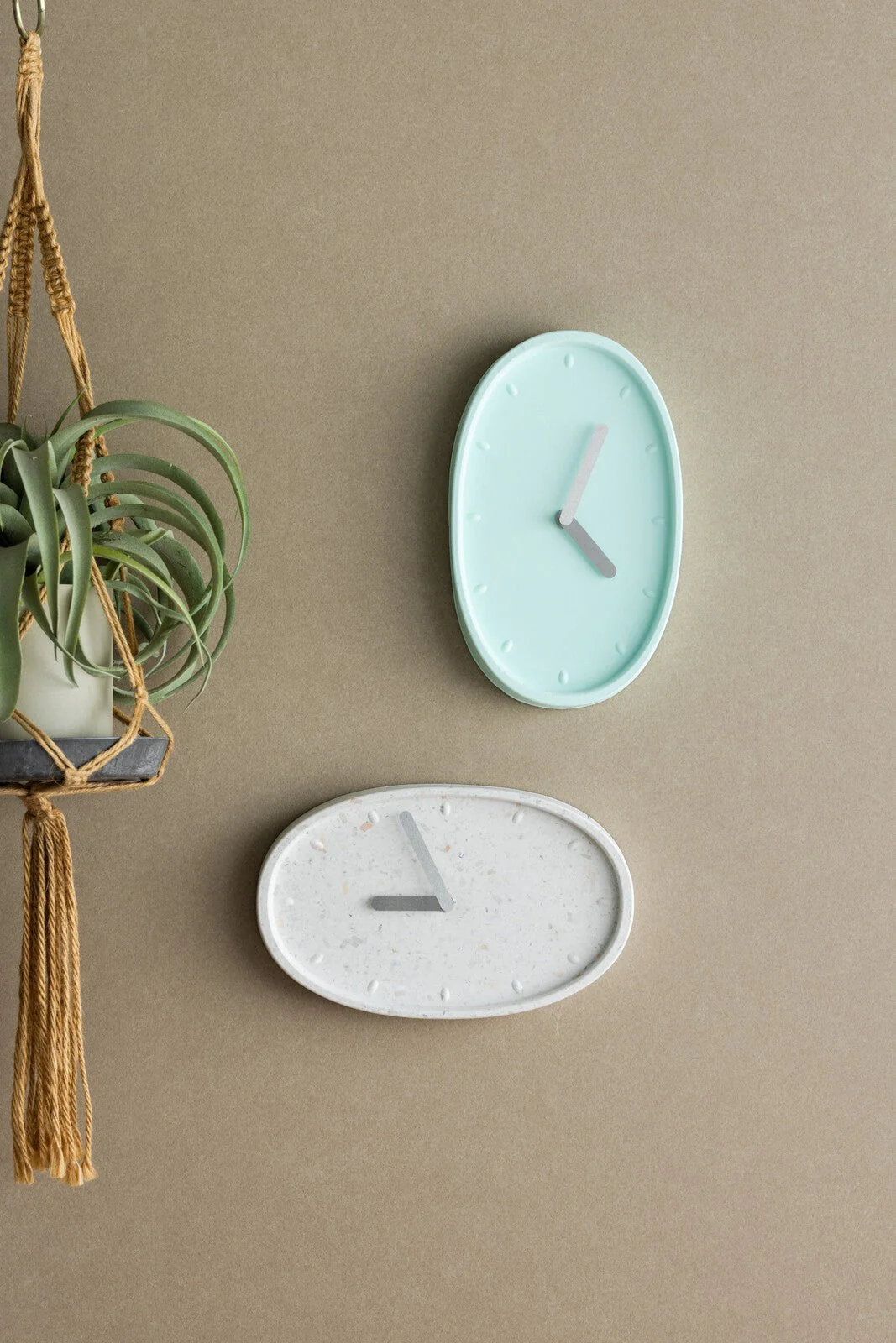 SHIKI CLOCK Mix Lightweight Wall Clock Upcycled Design / TAISEI - Image 2