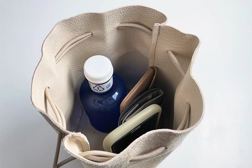Suede Drawstring Bag / TOUCH & FLOW - Image 5