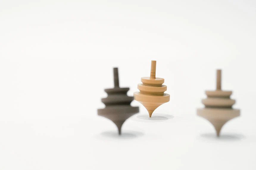 Wooden Spinning Top / TOUCH & FLOW - Image 3